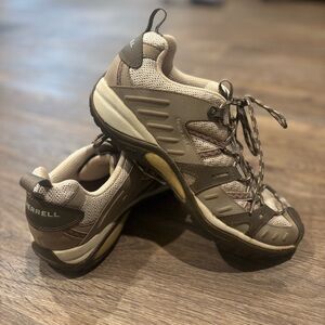 Merrell Siren Sport 2 Hiking Shoes Women’s Size 9 Elephant Pink Vibram Trail